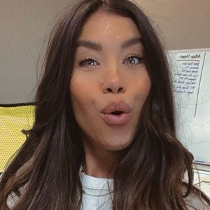 Meet your Posher, Mikala